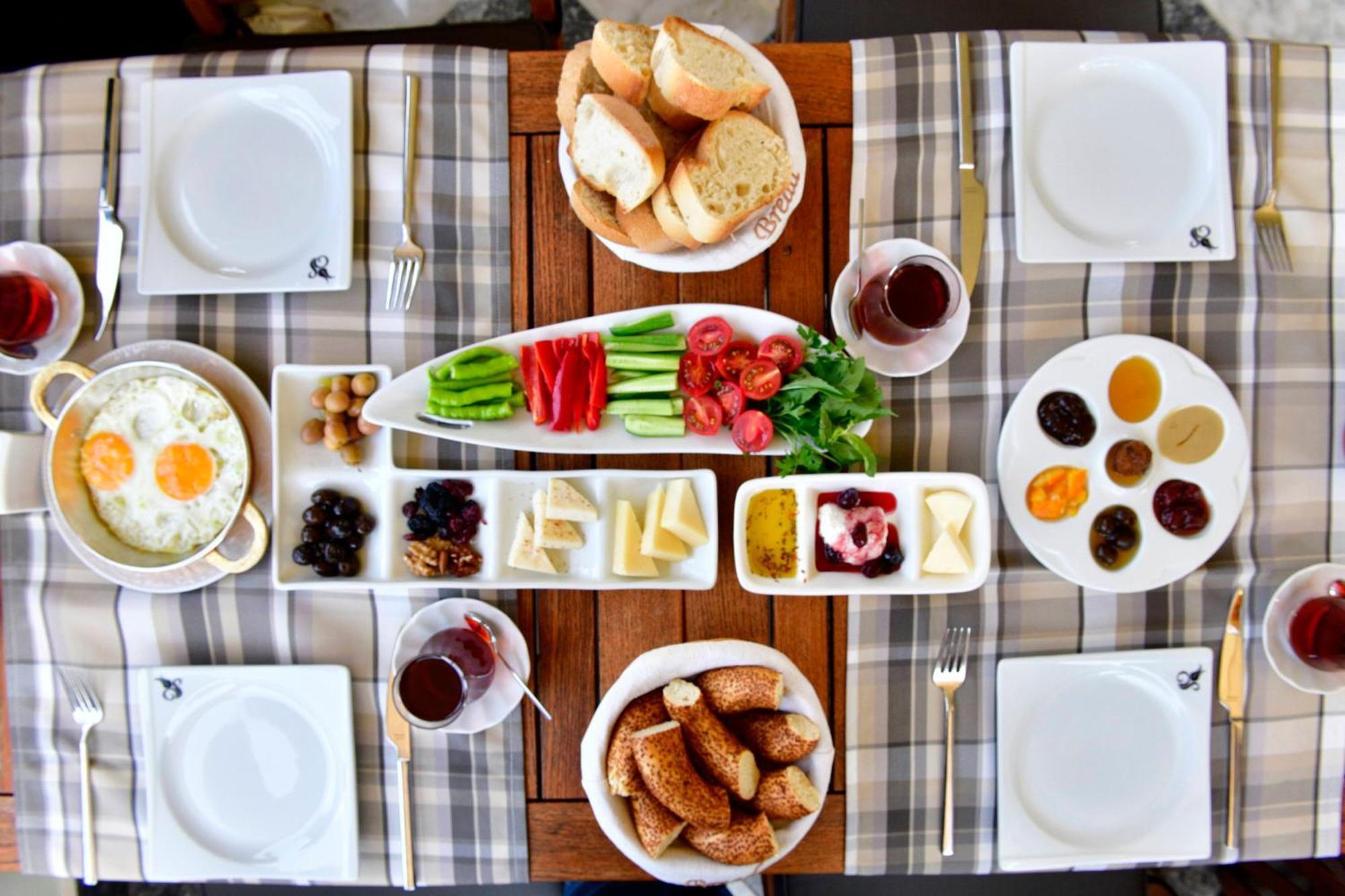 Hotel Siyah Lale Cunda 1841 (Adults Only) Ayvalı Zewnętrze zdjęcie