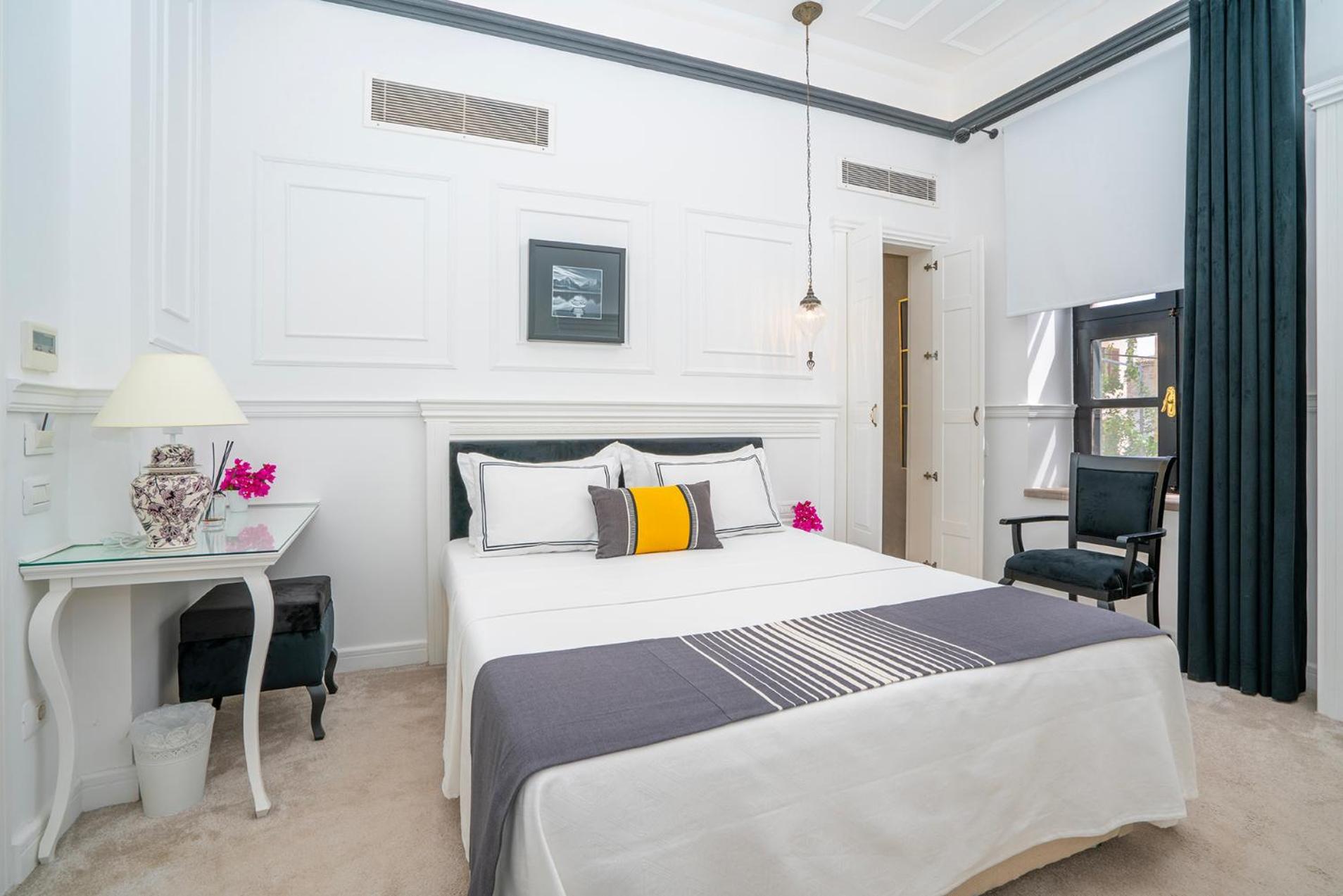 Hotel Siyah Lale Cunda 1841 (Adults Only) Ayvalı Zewnętrze zdjęcie