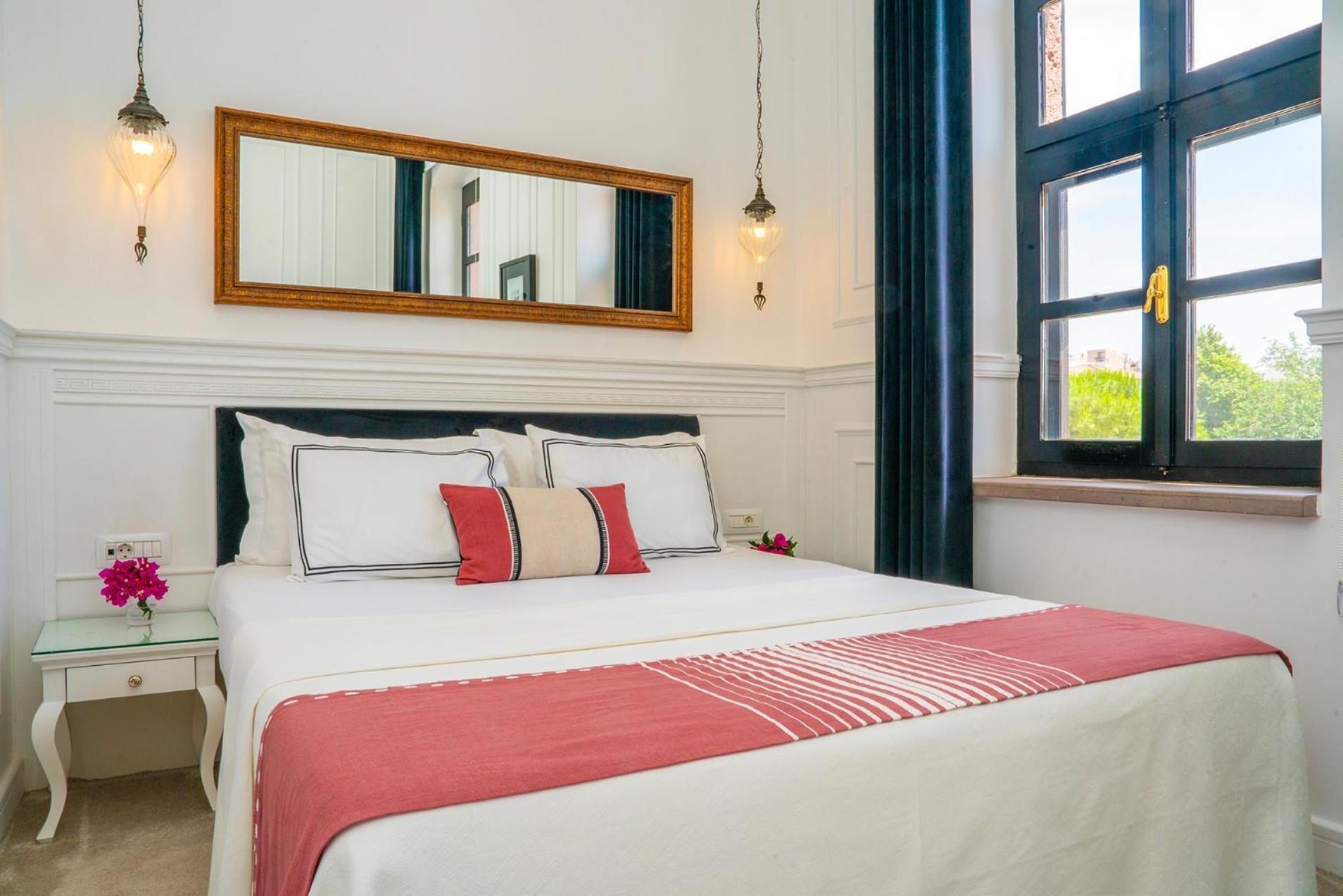 Hotel Siyah Lale Cunda 1841 (Adults Only) Ayvalı Zewnętrze zdjęcie